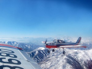 編隊飛行 日光連山上空9000ft